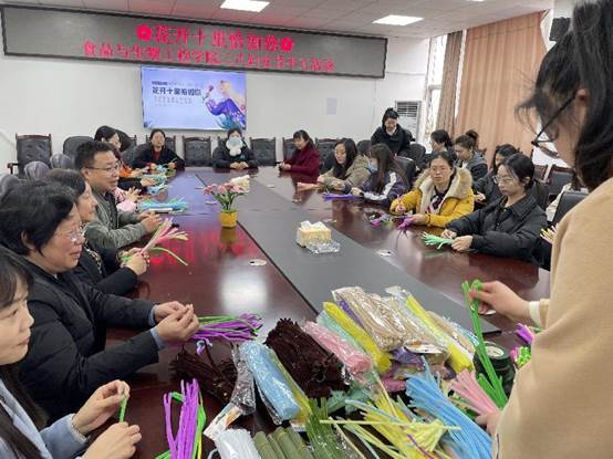 e5b879a56ce22aba9fb9e6567eba354